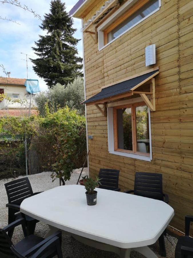 Le Petit Chalet De Nimes Shantay Youstay Eksteriør billede